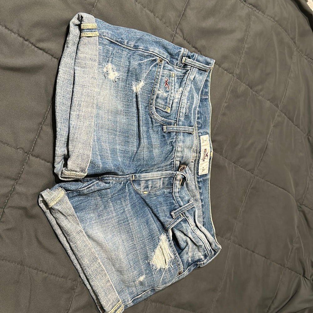 Hollister shorts size 3
